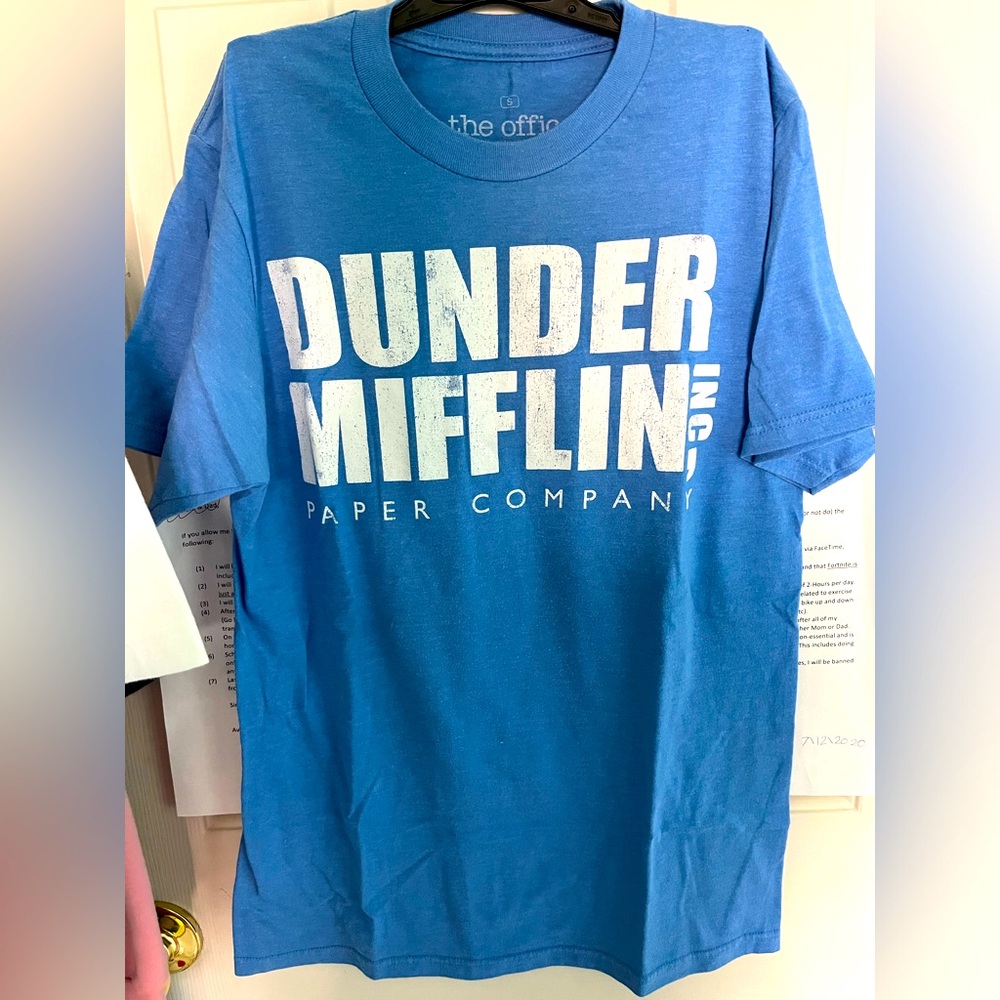 Adut small Dunder Mifflin paper company -the office